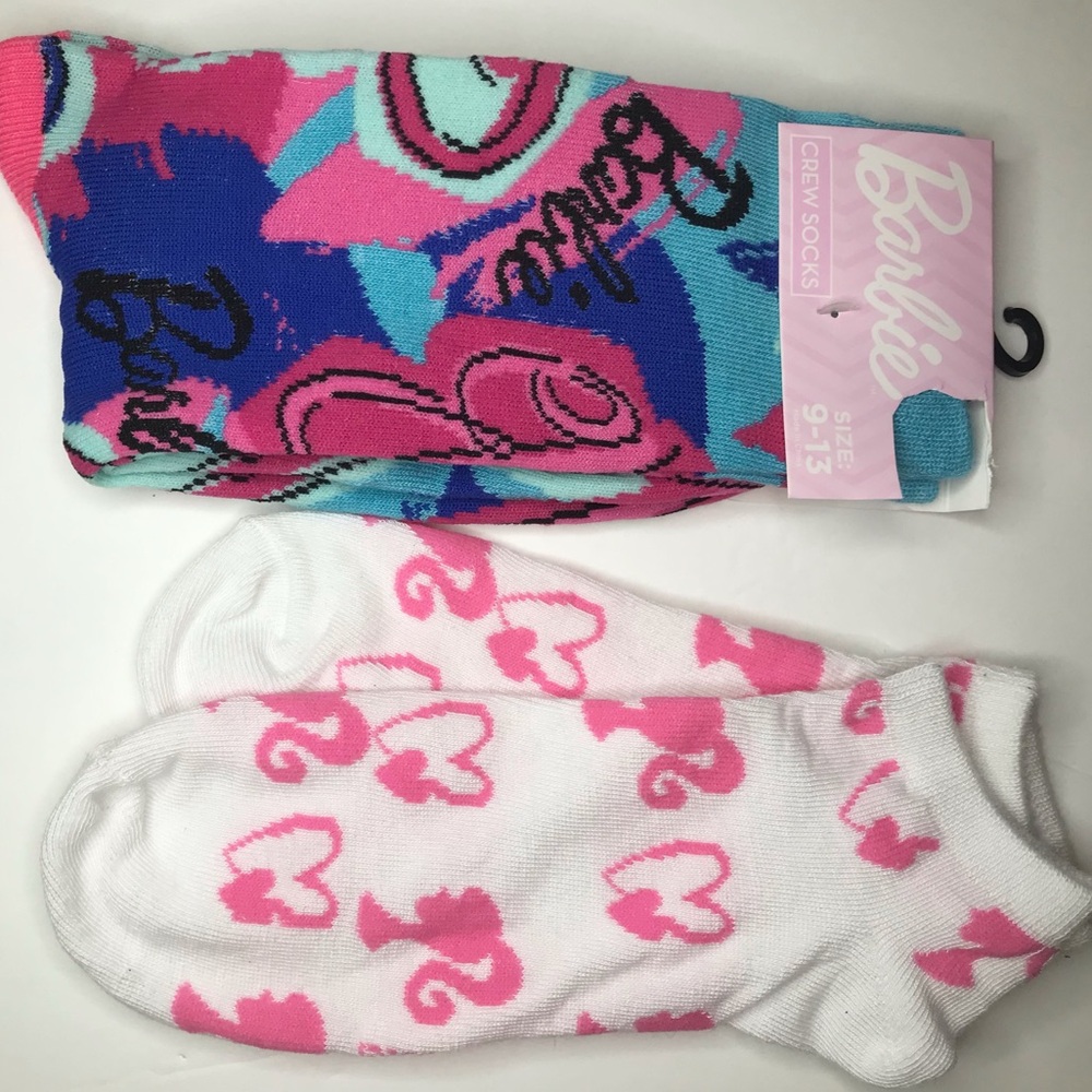 3/$15 💕 2pc Barbie socks womens juniors crew socks ankle Barbie pink